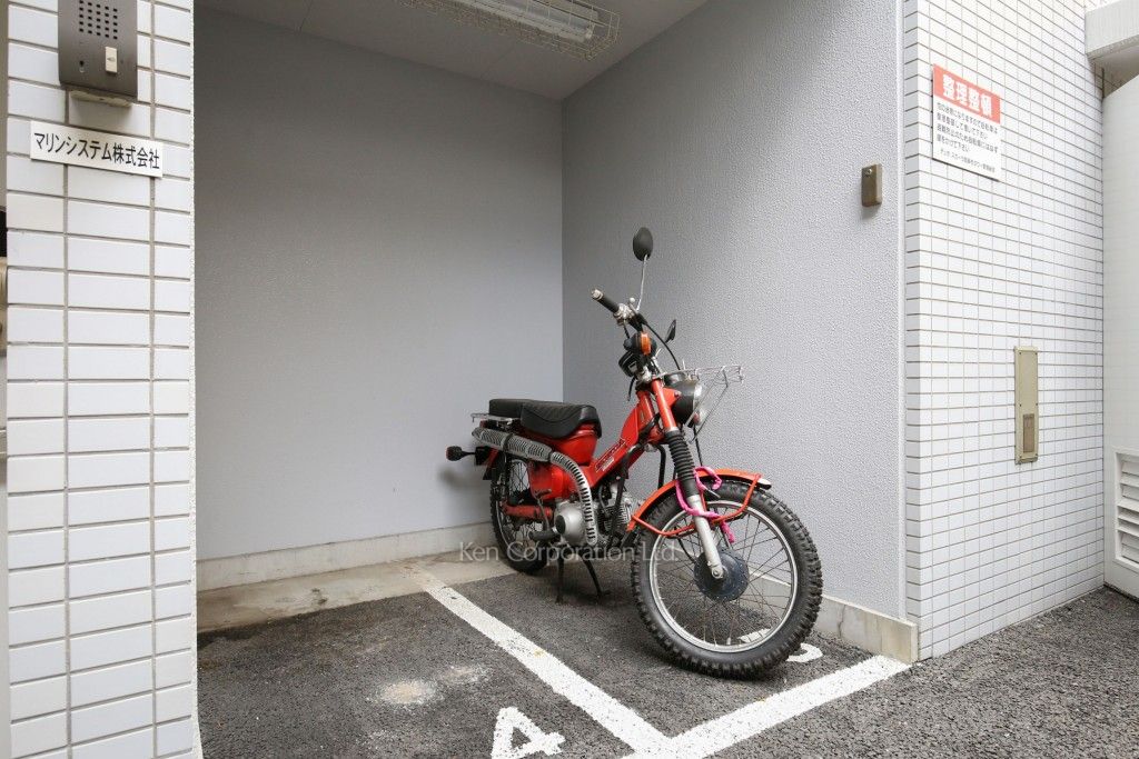 バイク置き場