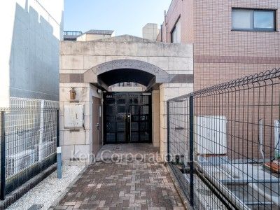 ラビ代々木上原の写真 外観より