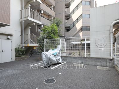  バイク置き場