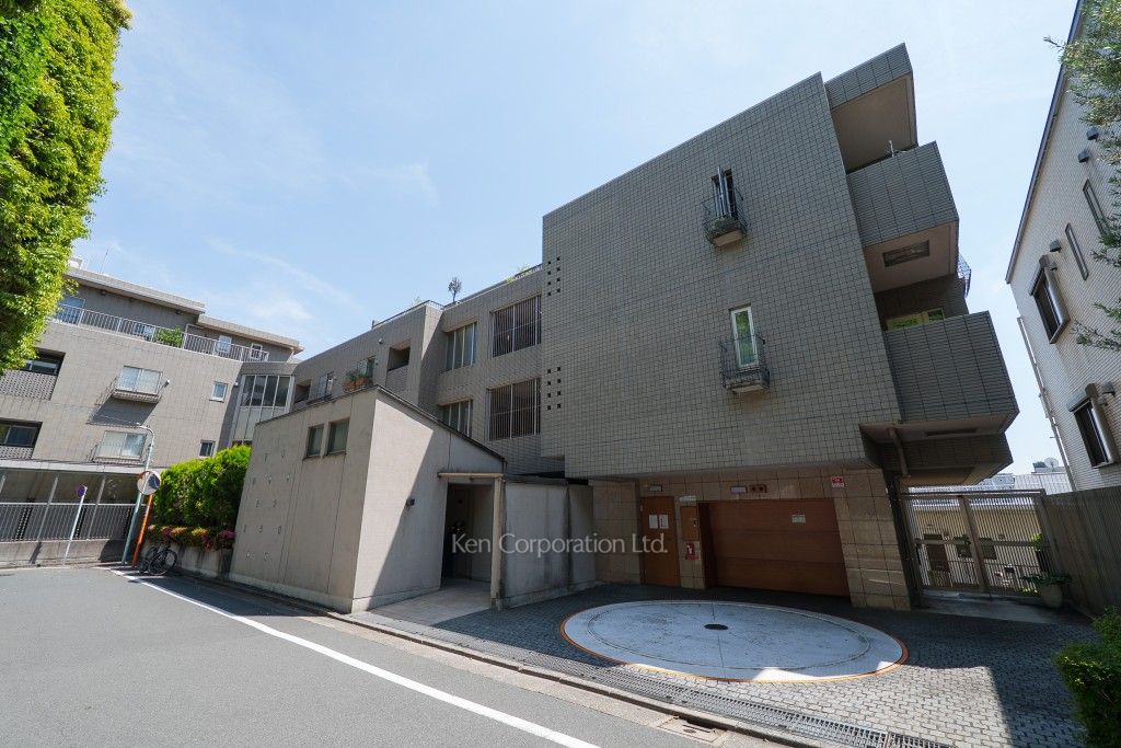 ノーツ目黒青葉台の写真 外観ひき