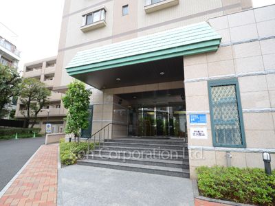 グランハイツ東新宿の写真 外観より