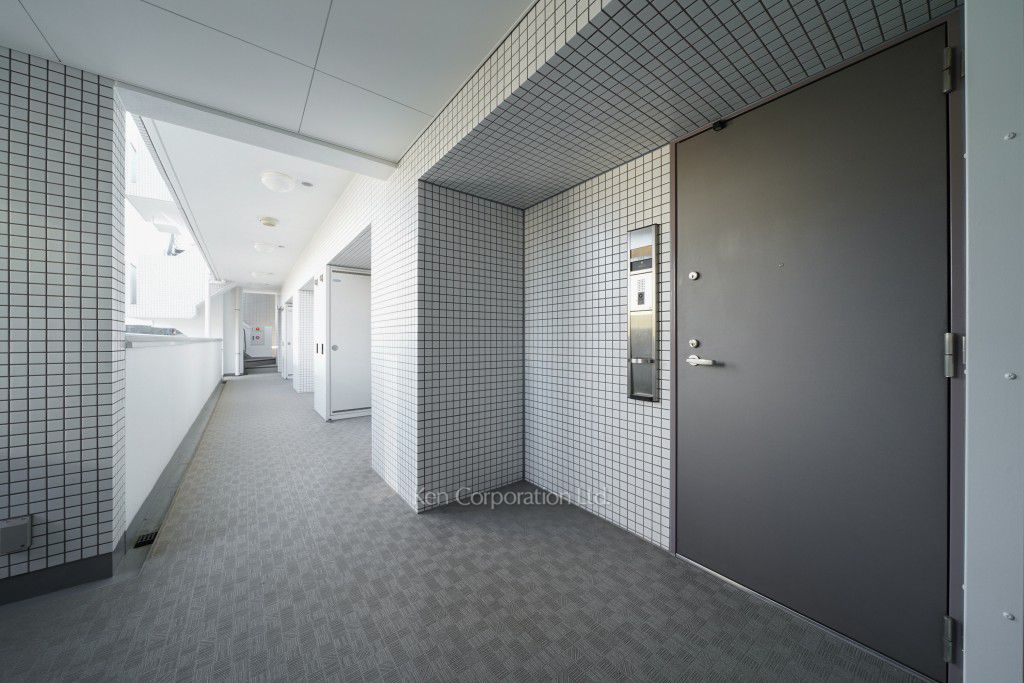 クレジデンス神谷町の写真 共用廊下