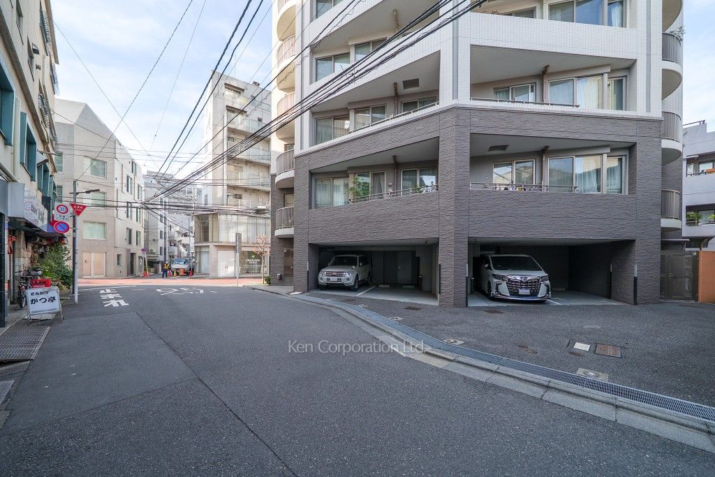 D’グランセ白金の写真 前面道路