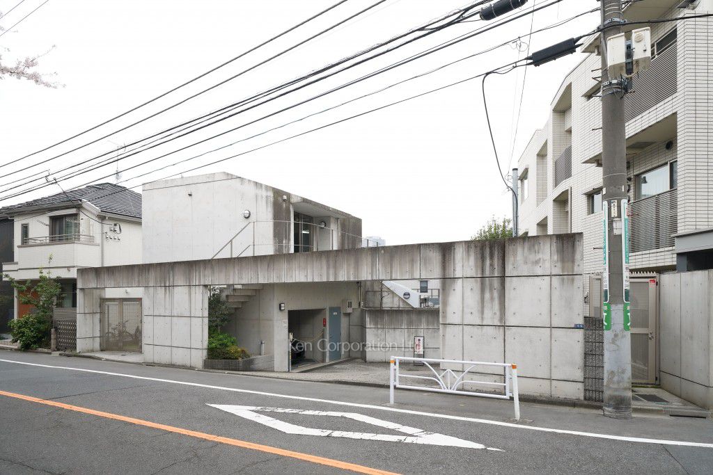 エスコートノヴェル広尾の写真 外観ひき