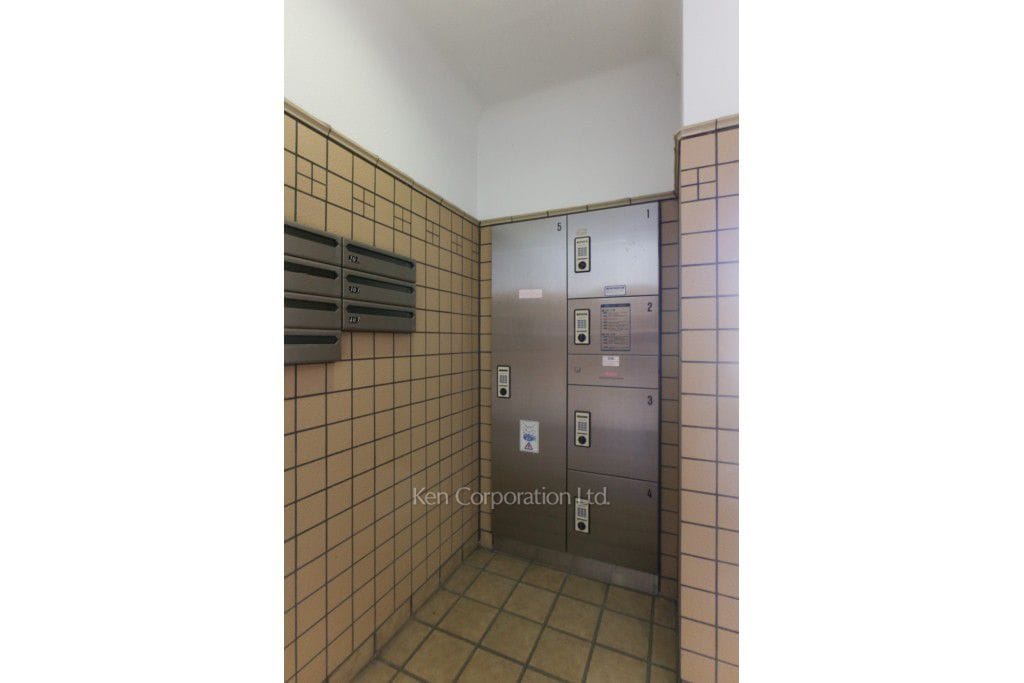 サンシャインハウス目黒本町の写真 宅配ボックス