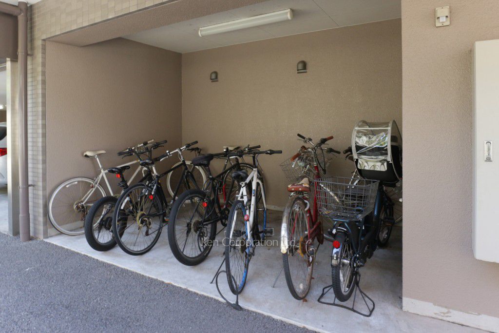 サンシャインハウス目黒本町の写真 駐輪場