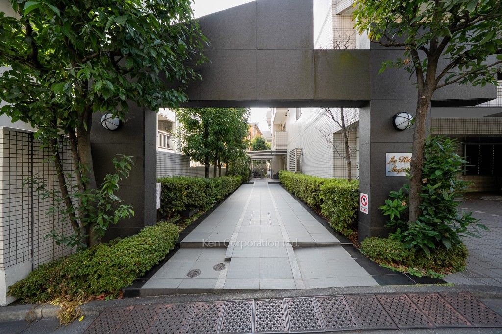 ジョイヒルズ南平台の写真 外観より