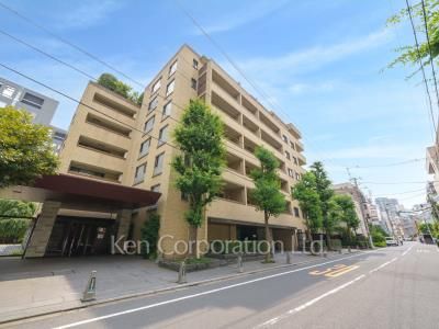 アトラス江戸川アパートメントの写真 外観ひき
