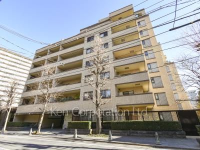 アトラス江戸川アパートメントの写真 外観ひき
