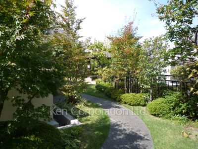 アトラス江戸川アパートメントの写真 中庭・植栽