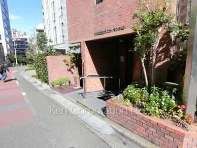 千代田富士見スカイマンションの写真 外観ひき
