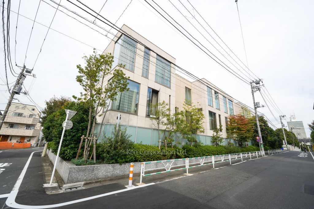 プラウド神山町の写真 外観ひき