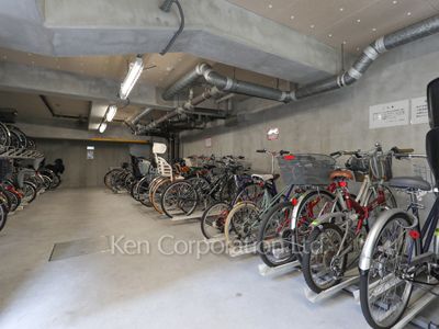 ピアース東京インプレイスの写真 駐輪場