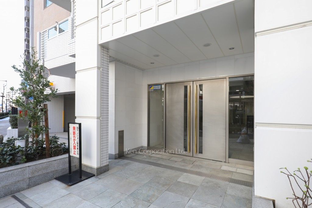 ピアース東京インプレイスの写真 外観より