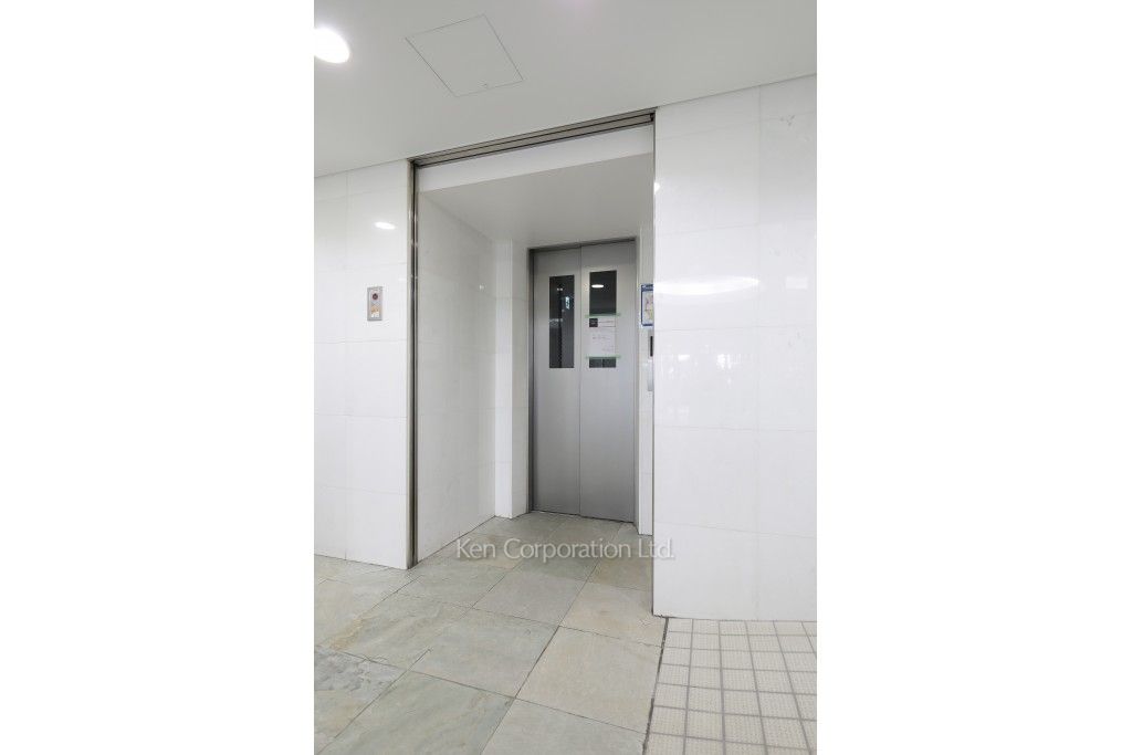 ピアース東京インプレイスの写真 エントランス
