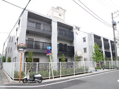 ルミエール中町の写真 外観ひき