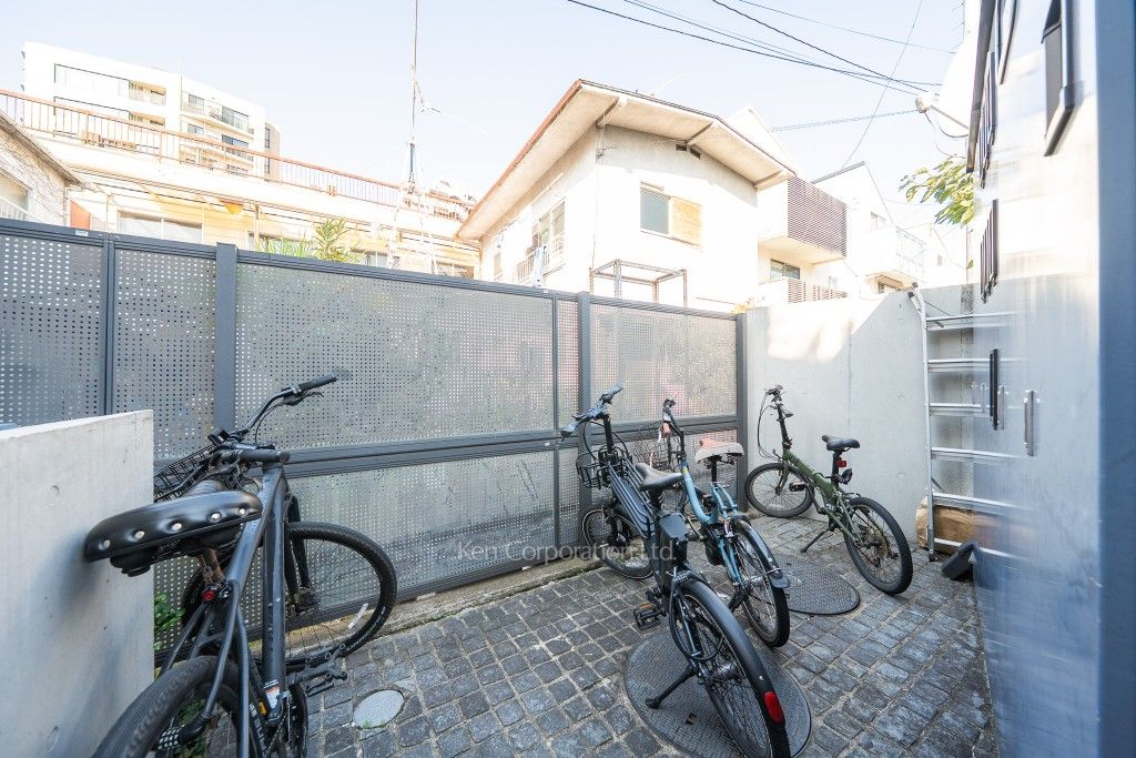 広尾ハウスの写真 駐輪場