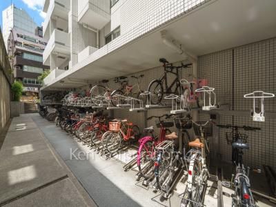 レグノ・グランデ一番町タワーの写真 駐輪場
