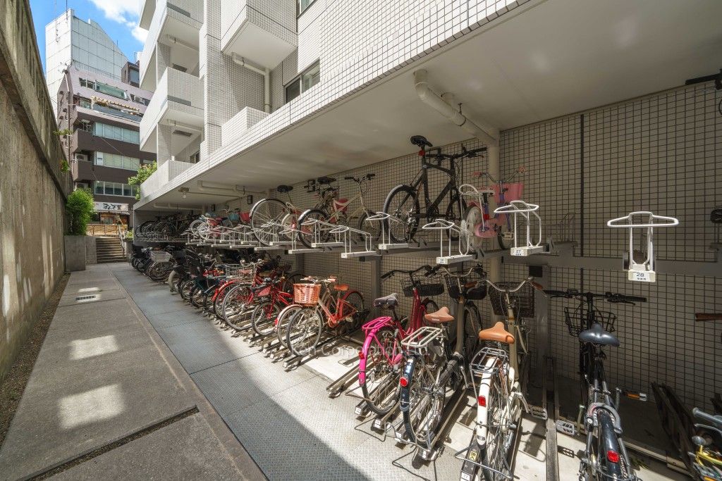 レグノ・グランデ一番町タワーの写真 駐輪場