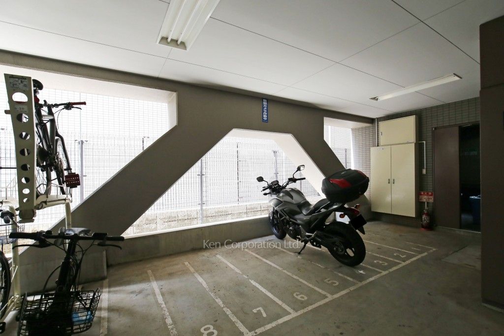 藤和シティホームズ高輪台の写真 バイク置き場