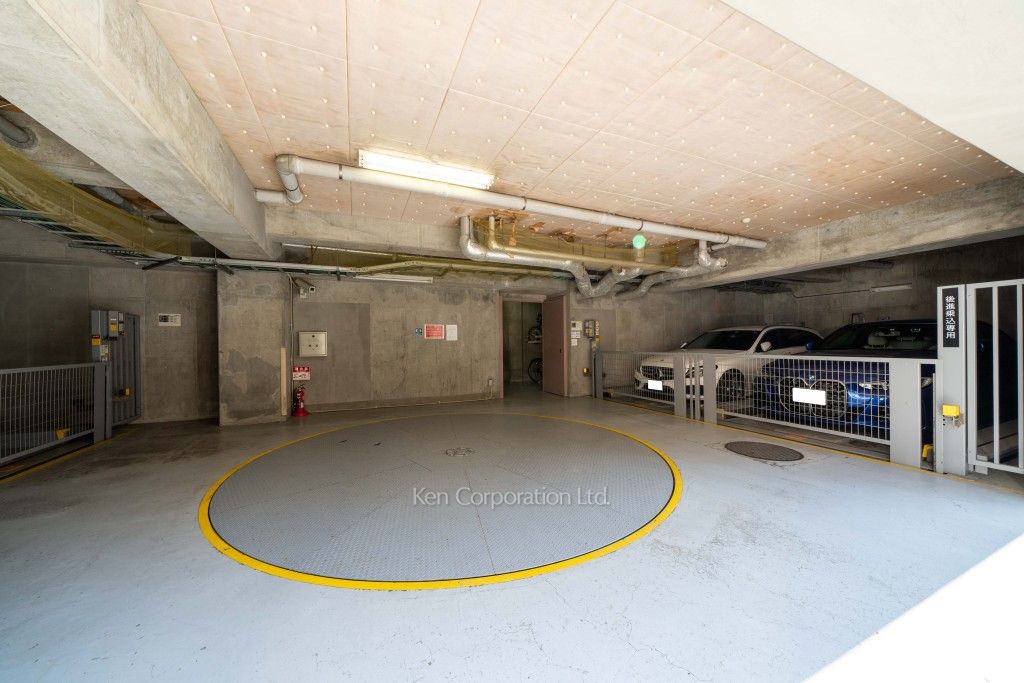 ファミール東麻布ベルファースの写真 駐車場