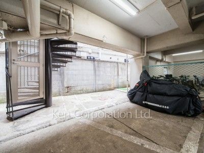 学芸大スカイスクレーパーの写真 バイク置き場