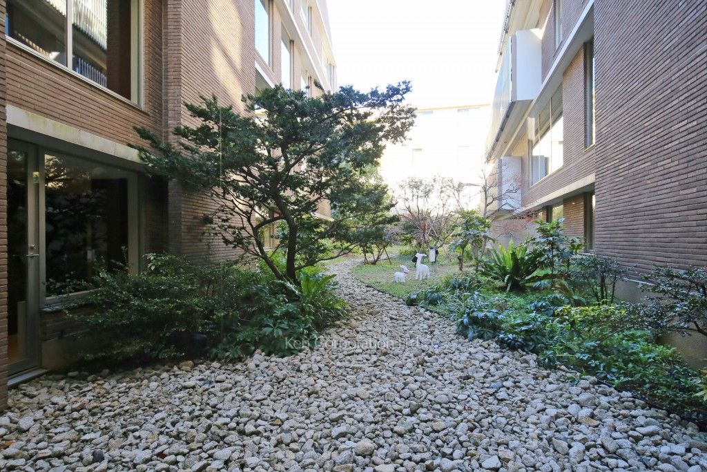 ラ・トゥール市谷砂土原の写真  中庭・植栽