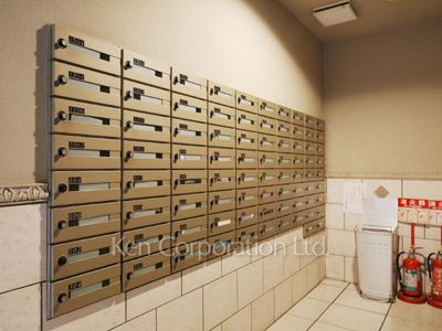 ダイアパレスシェルトワレ目黒の写真 郵便受け