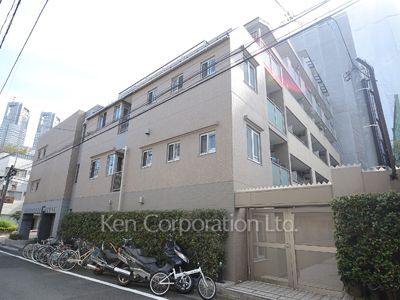 ラグジュアリーアパートメント西新宿の写真 外観ひき