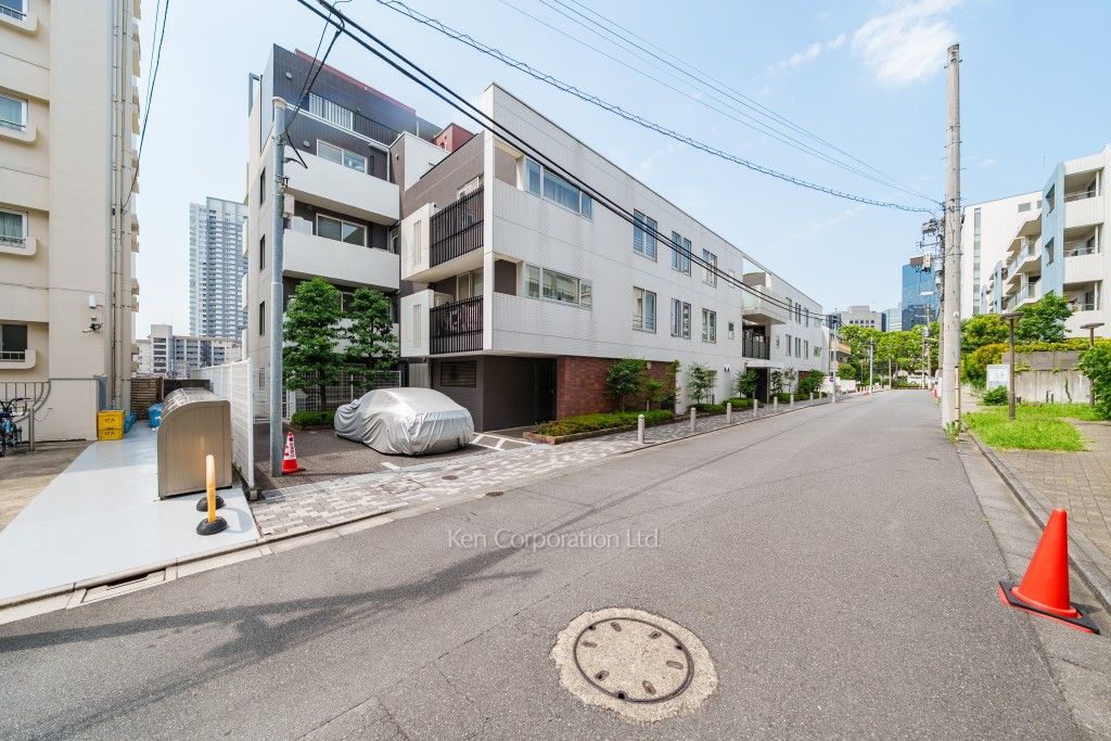 ルフォン御殿山の写真 前面道路