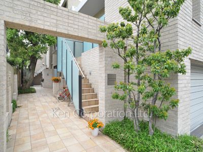 MANOR HOUSE 東山の写真 外観より
