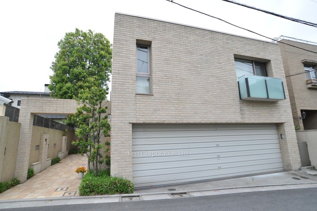 MANOR HOUSE 東山の写真 外観ひき