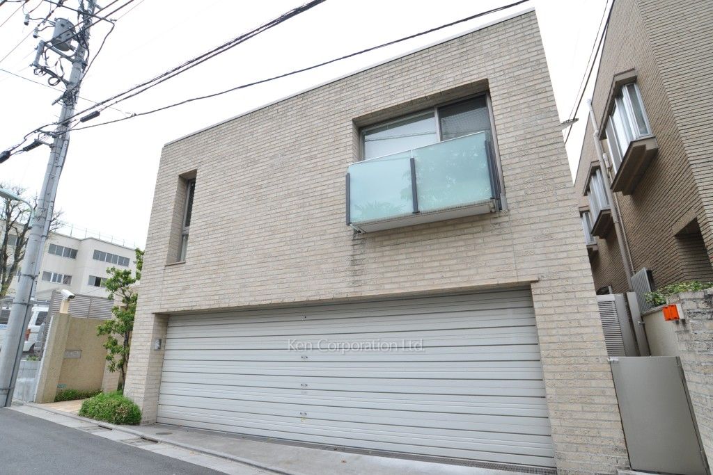 MANOR HOUSE 東山の写真 外観ひき