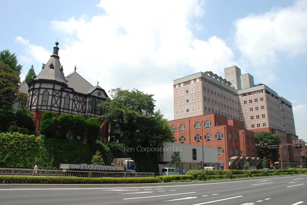 サザン高輪の写真 明治学院大学