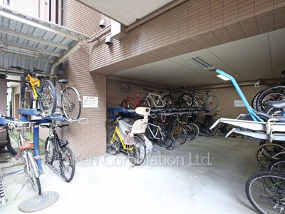 コスモ広尾の写真 駐輪場