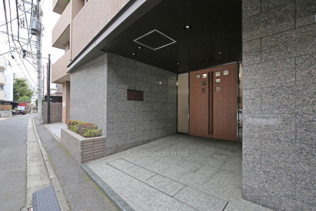 コスモ広尾の写真 外観より