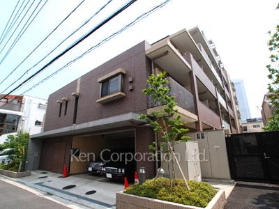 メゾンカルム西新宿の写真 外観ひき