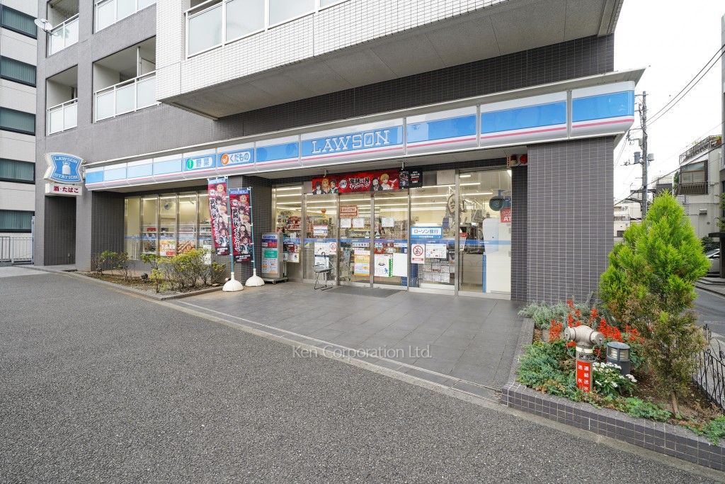  コンビニ「ローソン」