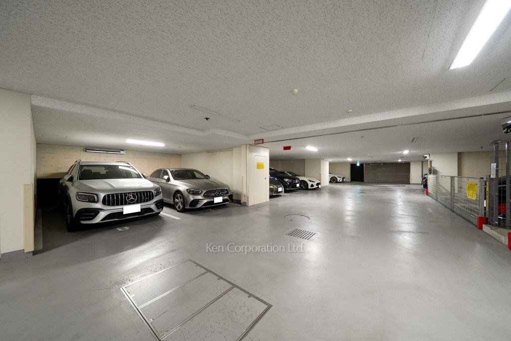 サンウッド松濤の写真 駐車場