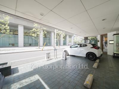 番町WESTの写真 駐車場