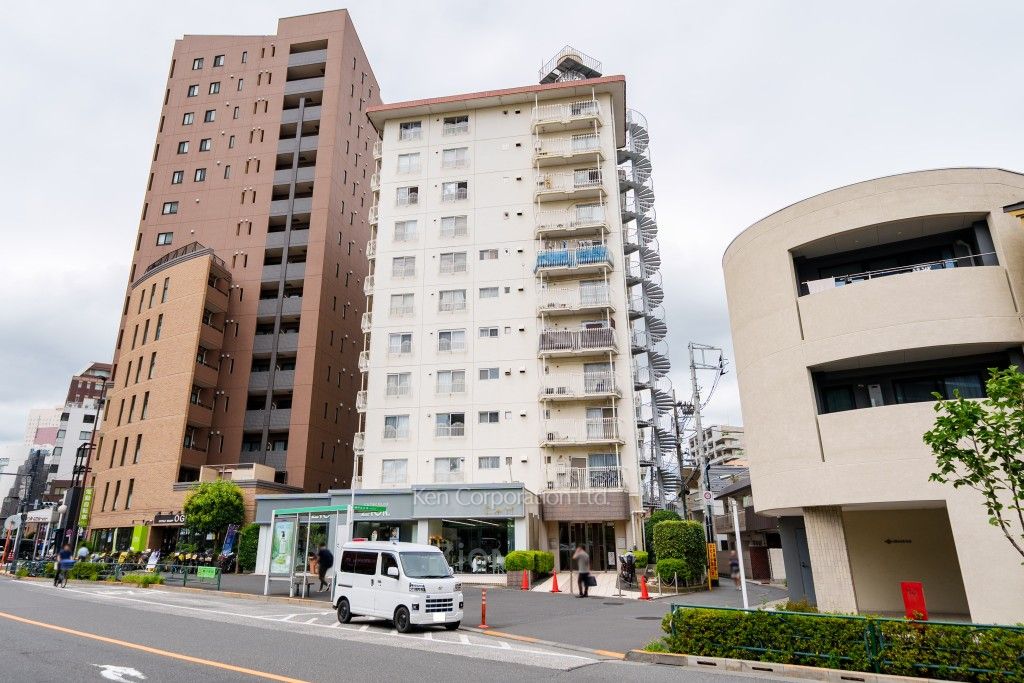 マンション仙台坂カトレアの写真 外観ひき