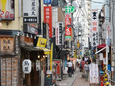 サーラ・プラティコの写真 慶応仲通り商店街
