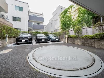 グラーサ学芸大学の写真 駐車場
