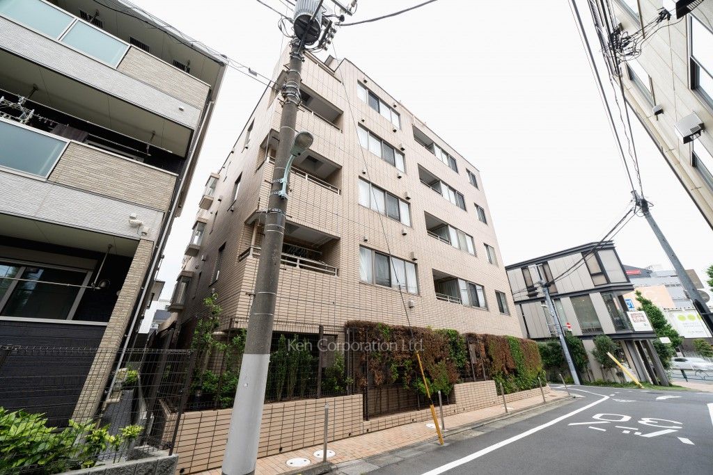 グラーサ学芸大学の写真 外観ひき