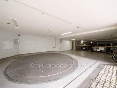 プラウド代々木上原の写真 駐車場