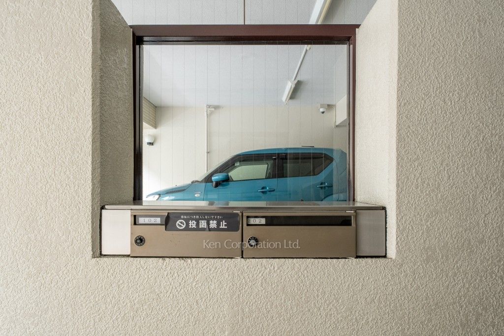 イースタンホームズ南平台の写真  郵便受け