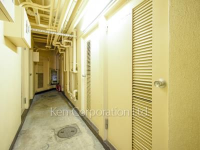 タウンハウス仙台坂の写真 トランクルーム