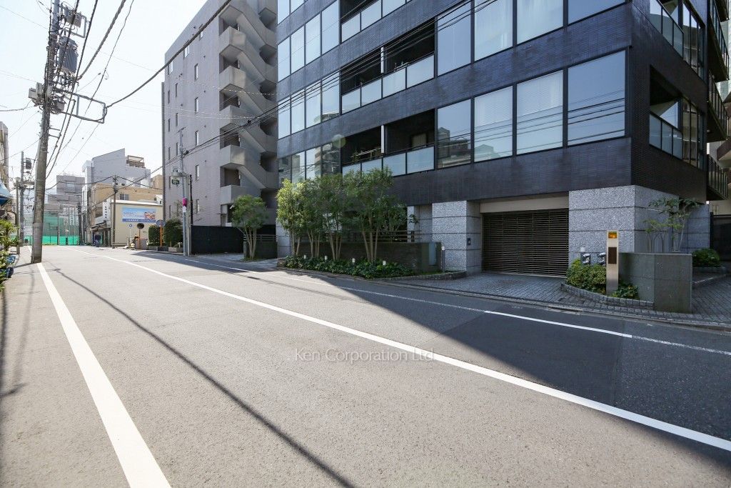 ウェリス高輪の写真 前面道路