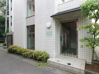 フォーフロントの写真 外観より