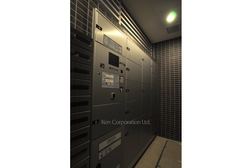 ザ・パークハウス新宿御苑西の写真 宅配ボックス